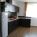 Ask Πανσιόν 3*