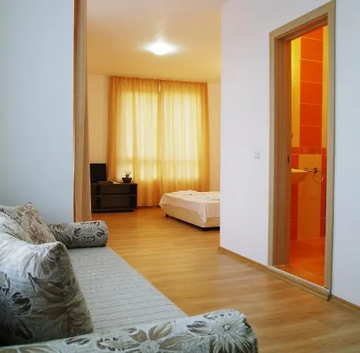 Ask Πανσιόν 3*