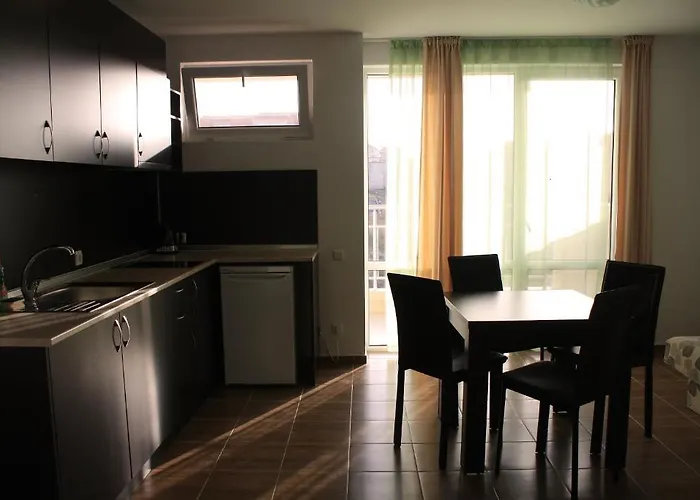 Πανσιόν Ask Πριμόρσκο